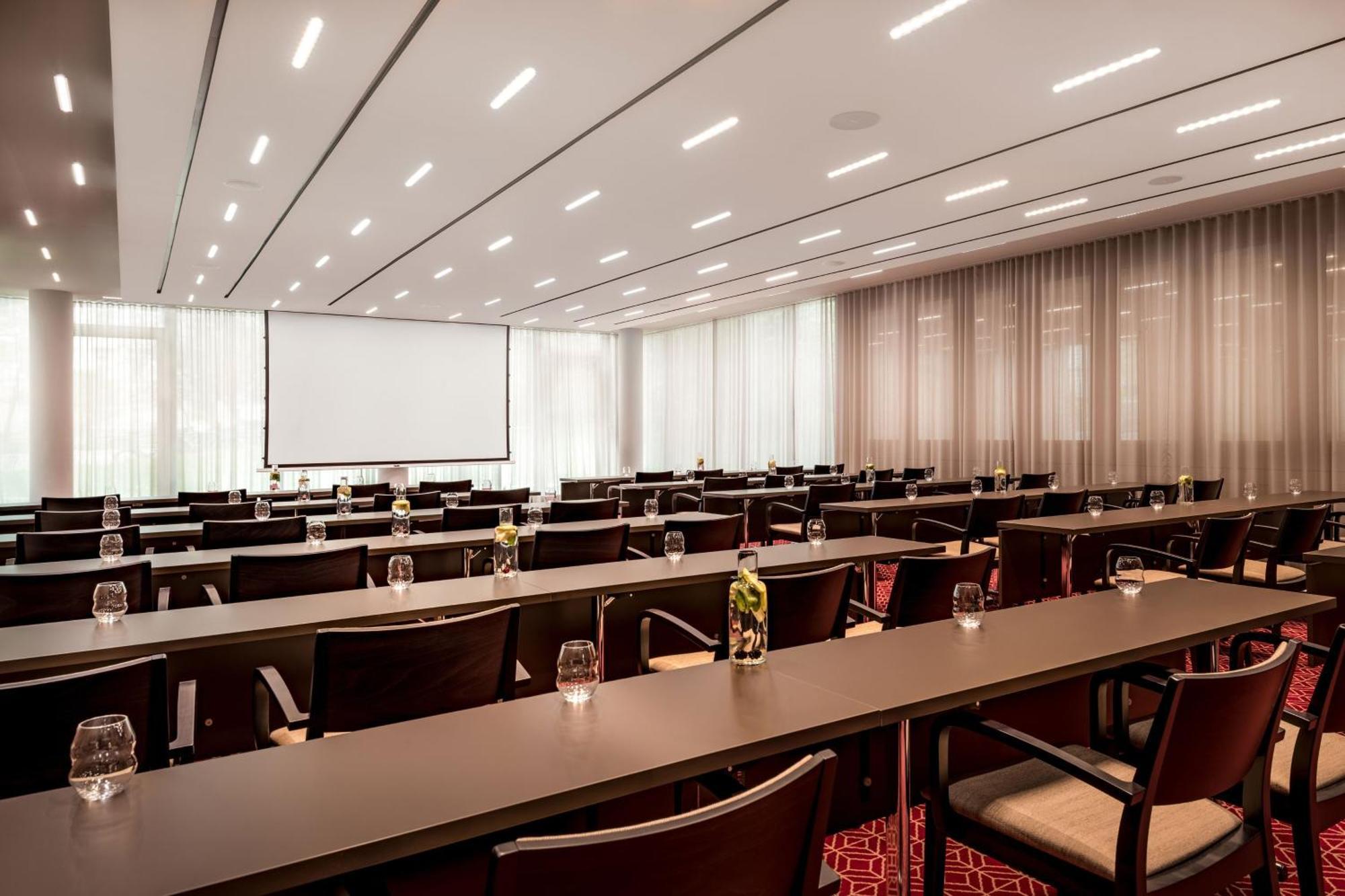 Sheraton Grand Залцбург Екстериор снимка